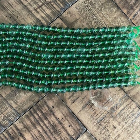 8mm Green Quartz Bead Strand - Picture 5 of 5